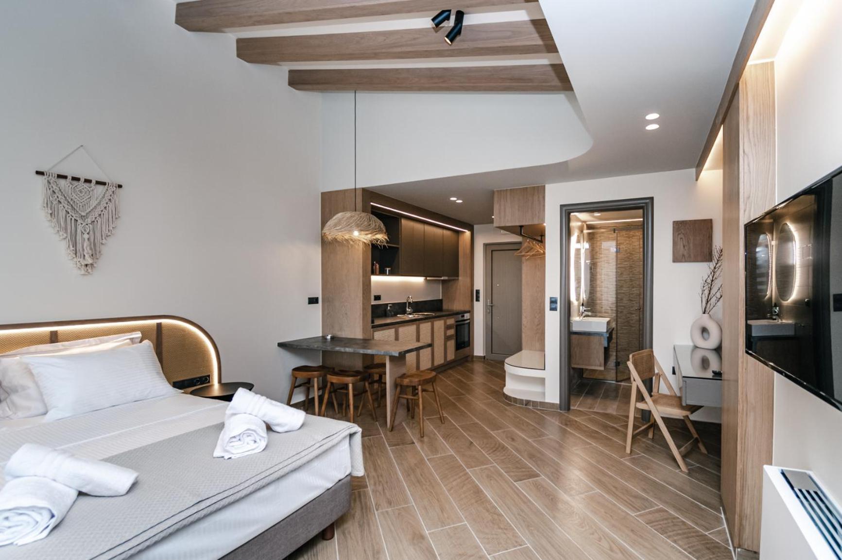 Terra Helios Suites & Studios Kyparissia Room photo